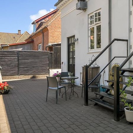 Sweethome Guesthouse Esbjerg Exterior foto
