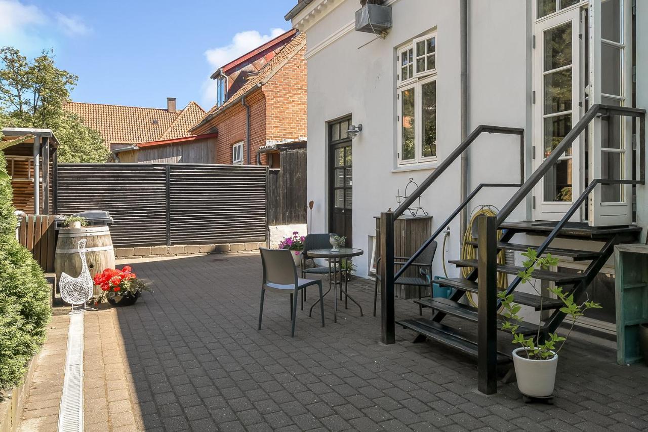 Sweethome Guesthouse Esbjerg Exterior foto