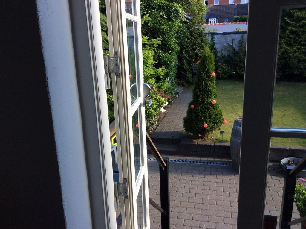 Sweethome Guesthouse Esbjerg Exterior foto