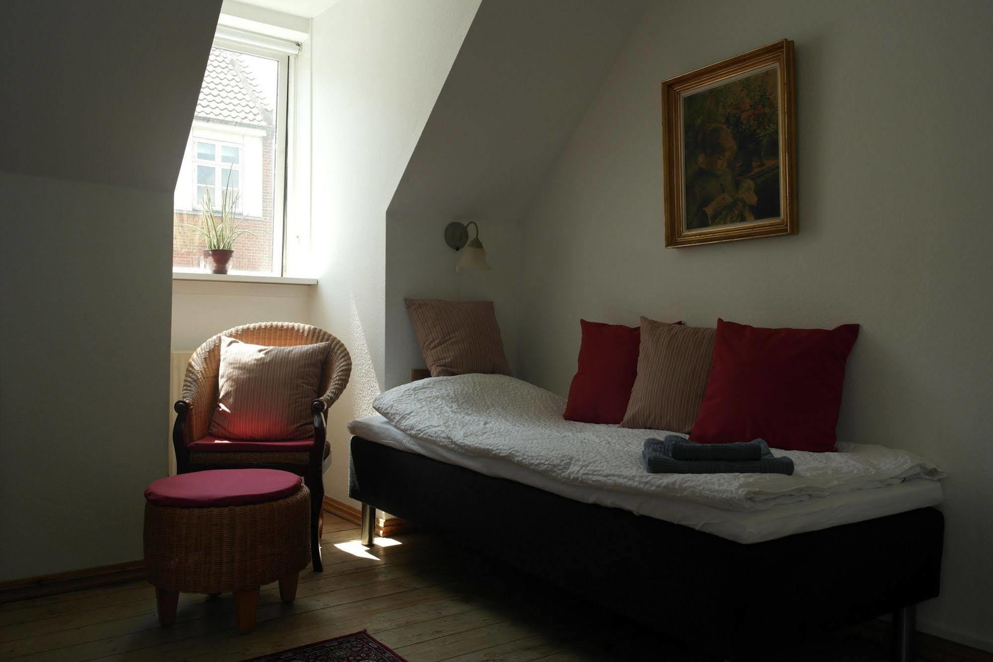 Sweethome Guesthouse Esbjerg Exterior foto