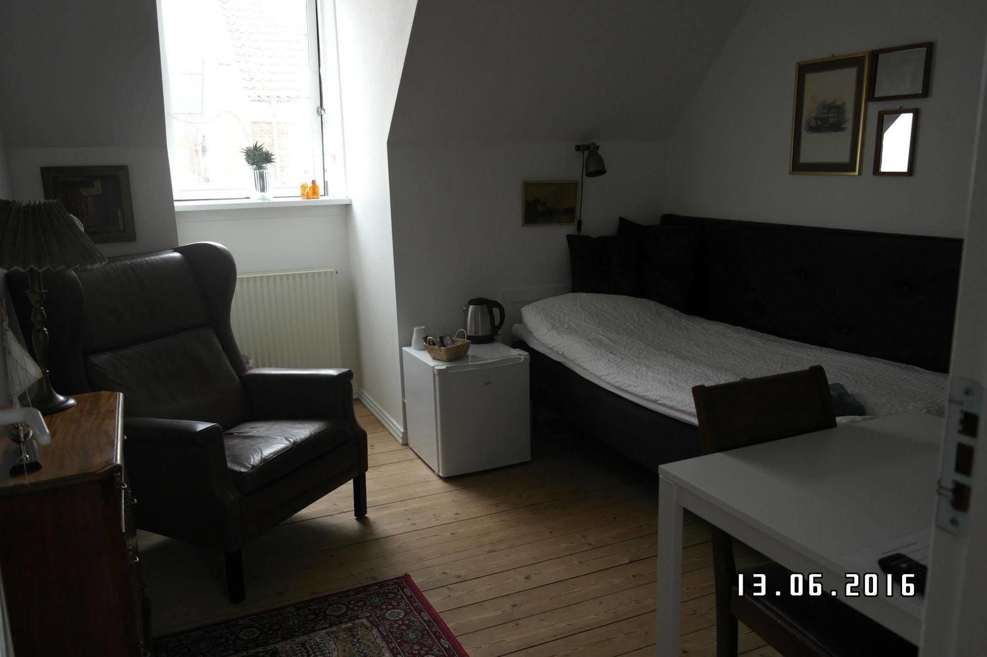 Sweethome Guesthouse Esbjerg Exterior foto